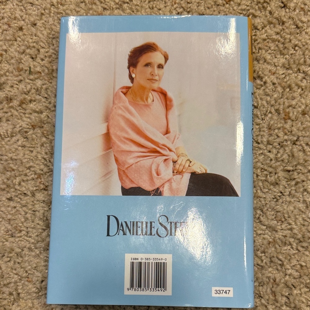 Danielle Steel 'Johnny Angel' Hardcover Book - like new - Picture 4 of 6